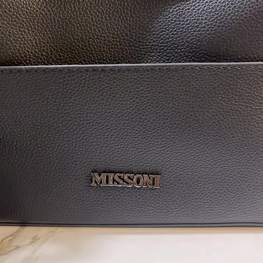 NWOT Missoni Women’s Blue Leather Cosmetic Travel Pouch Wristlet Bag - Picture 2 of 9